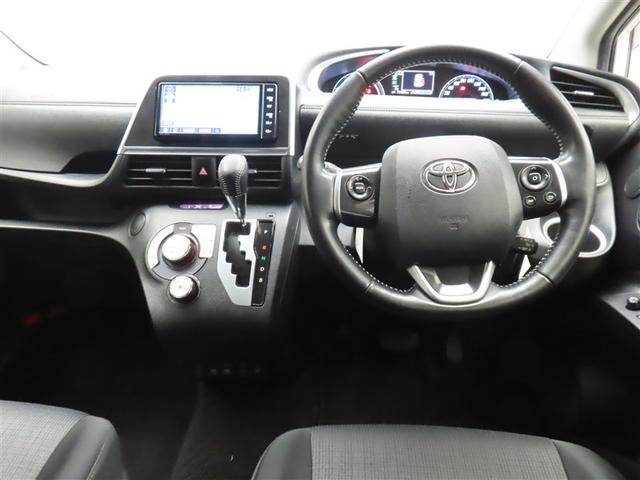 シエンタ ハイブリッド G セーフティーエディション フルセグ メモリーナビ DVD再生 バックカメラ 衝突被害軽減システム ETC ドラレコ 両側電動スライド LEDヘッドランプ ウオークスルー 乗車定員7人 3列シート アイドリングストップ(8枚目)