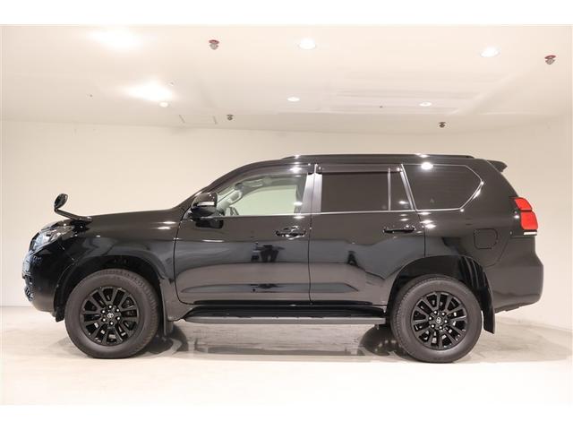 ランドクルーザープラド ＴＸ　Ｌパッケージ・ブラックエディション　革シート　サンルーフ　４ＷＤ　フルセグ　メモリーナビ　ＤＶＤ再生　ミュージックプレイヤー接続可　バックカメラ　衝突被害軽減システム　ＥＴＣ　ドラレコ　ＬＥＤヘッドランプ　乗車定員７人　３列シート（3枚目）