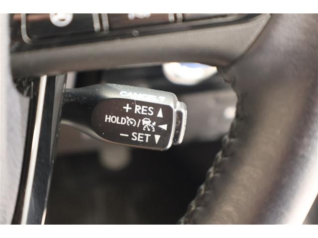 プリウスＰＨＶ Ｓセーフティプラス　ワンセグ　メモリーナビ　ミュージックプレイヤー接続可　バックカメラ　衝突被害軽減システム　ＥＴＣ　ＬＥＤヘッドランプ（25枚目）