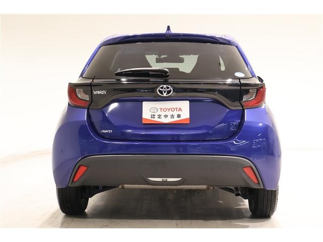 ヤリス Ｇ　４ＷＤ　メモリーナビ　ミュージックプレイヤー接続可　バックカメラ　衝突被害軽減システム　ドラレコ　ワンオーナー（6枚目）