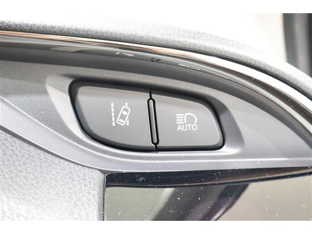 衝突回避支援に加え、車線はみ出しアラート・ブレーキとアクセル踏み間違い防止・自動ハイビーム機能を装備（作動条件有）