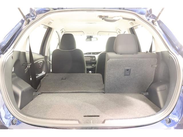 便利な６：４分割可倒式シートです。収納と乗車人数のバランスに優れています♪荷物の大きさに応じたラゲージスペースをフレキシブルに作り出せるので、シーンに応じた使い方ができます♪