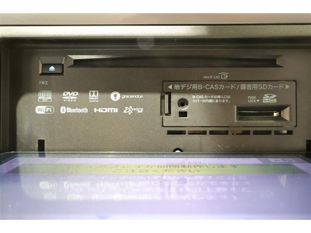 ■ＣＤ・ＤＶＤ再生機能■お好きな曲を入れて長時間の運転も飽きずにいられますね。