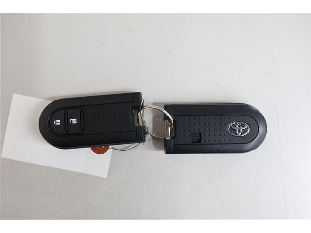 ■スマートキー■　　キーを取り出さずにドアを施錠＆解錠。クルマの始動も可能です。