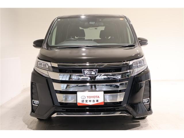 ノア Ｓｉ　４ＷＤ　フルセグ　メモリーナビ　ＤＶＤ再生　ミュージックプレイヤー接続可　バックカメラ　衝突被害軽減システム　ＥＴＣ　両側電動スライド　ＬＥＤヘッドランプ　ウオークスルー　乗車定員７人　３列シート（2枚目）