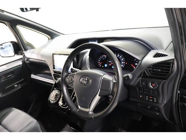 ノア Ｓｉ　４ＷＤ　フルセグ　メモリーナビ　ＤＶＤ再生　ミュージックプレイヤー接続可　バックカメラ　衝突被害軽減システム　ＥＴＣ　両側電動スライド　ＬＥＤヘッドランプ　ウオークスルー　乗車定員７人　３列シート（13枚目）