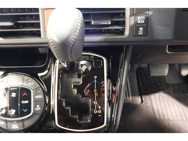 ノア Ｓｉ　４ＷＤ　フルセグ　メモリーナビ　ＤＶＤ再生　ミュージックプレイヤー接続可　バックカメラ　衝突被害軽減システム　ＥＴＣ　両側電動スライド　ＬＥＤヘッドランプ　ウオークスルー　乗車定員７人　３列シート（22枚目）