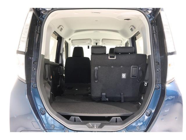 便利な６：４分割可倒式シートです。収納と乗車人数のバランスに優れています♪荷物の大きさに応じたラゲージスペースをフレキシブルに作り出せるので、シーンに応じた使い方ができます♪