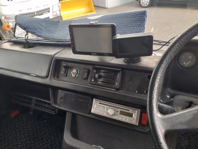 トランスポーター ３１０Ｄ　キッチンカー　ステンレス作業台＆流し台　換気扇　冷蔵庫＆冷凍庫（12枚目）