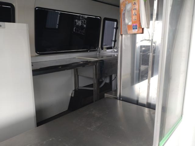 トランスポーター ３１０Ｄ　キッチンカー　ステンレス作業台＆流し台　換気扇　冷蔵庫＆冷凍庫（36枚目）