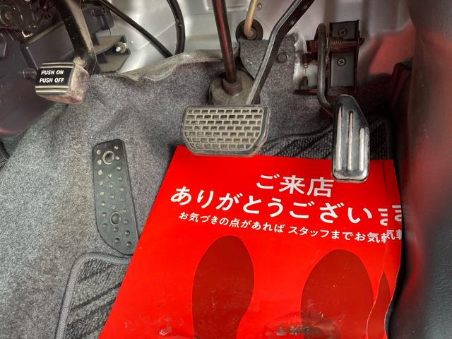 エブリイワゴン ジョイポップターボ　４速ＡＴ　キーレスエントリー　アルミホイール　カセット　運転席・助手席エアバック　ＡＢＳ　衝突安全ボディ　エアコン　パワーステアリング　パワーウインドウ（46枚目）