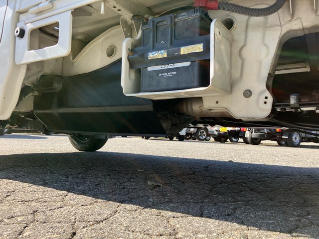 キャリイトラック KCエアコン・パワステ 4WD 5速マニュアル エアコン パワーステアリング(21枚目)