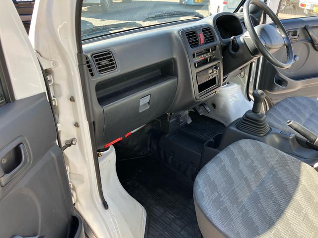 キャリイトラック KCエアコン・パワステ 4WD 5速マニュアル エアコン パワーステアリング(26枚目)
