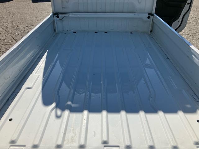 キャリイトラック KCエアコン・パワステ 4WD 5速マニュアル エアコン パワーステアリング(29枚目)