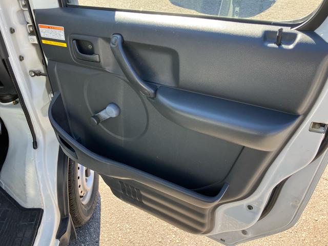 キャリイトラック KCエアコン・パワステ 4WD 5速マニュアル エアコン パワーステアリング(33枚目)