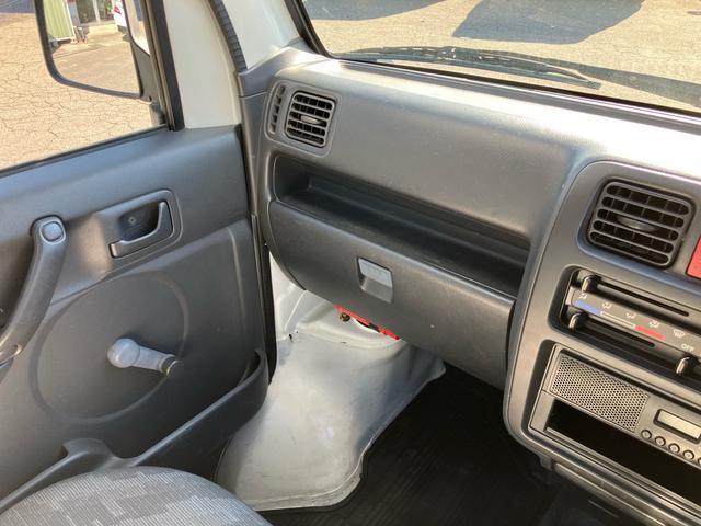 キャリイトラック KCエアコン・パワステ 4WD 5速マニュアル エアコン パワーステアリング(35枚目)