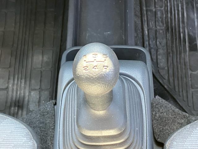 キャリイトラック KCエアコン・パワステ 4WD 5速マニュアル エアコン パワーステアリング(52枚目)