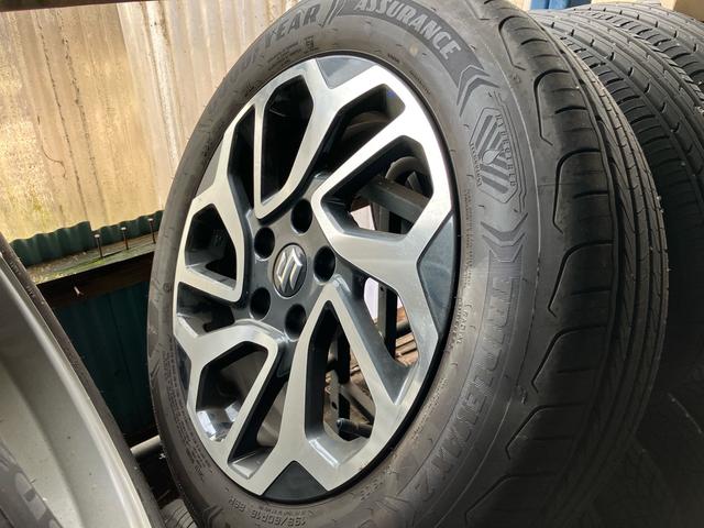 �ʐ^�̏����A���~�z�C�[���ł̔[�ԂƂȂ�܂��B