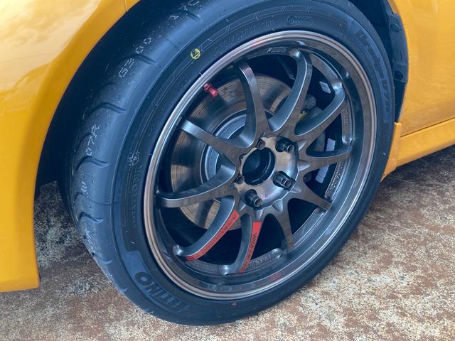 ロードスター 　２３００エンジン載替　６速マニュアル　オーリンズ車高調　ＡＴＳＬＳＤ　トラストエキマニ　ファイナル４．３　メモリーナビ　フルセグＴＶ　Ｂｌｕｅｔｏｏｔｈオーディオ　スマートキー（21枚目）