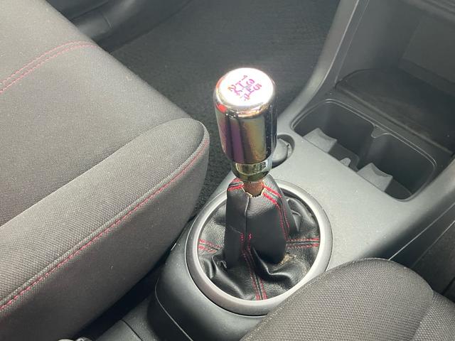 スイフト スポーツ 5速マニュアル メモリーナビ フルセグTV Bluetoothオーディオ TEIN車高調 マフラー スマートキー オートエアコン HIDヘッドライト(16枚目)