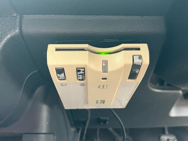 スイフト スポーツ 5速マニュアル メモリーナビ フルセグTV Bluetoothオーディオ TEIN車高調 マフラー スマートキー オートエアコン HIDヘッドライト(21枚目)