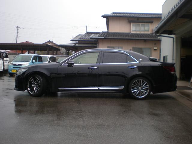 クラウン アスリートG 黒革エアーシート 前席パワーシート 純正ナビ フルセグTV DVD再生 Bluetooth ビルトインETC スマートキー プッシュスタート 純正18AW HIDオートライト&HIDフォグ ドラレコ(5枚目)