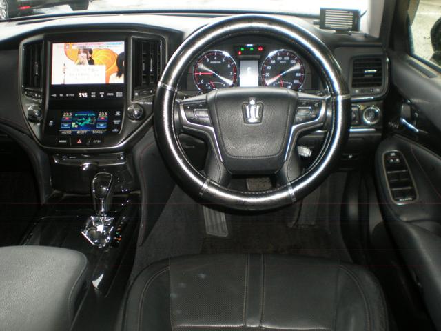 クラウン アスリートG 黒革エアーシート 前席パワーシート 純正ナビ フルセグTV DVD再生 Bluetooth ビルトインETC スマートキー プッシュスタート 純正18AW HIDオートライト&HIDフォグ ドラレコ(12枚目)