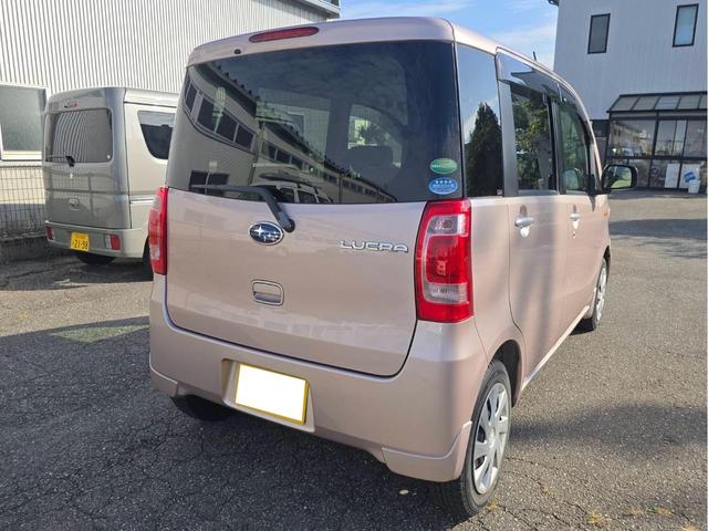 ルクラ Ｌスペシャル　キーレスエントリー　純正ＣＤオーディオ　アイドリングストップ　電動格納ミラー　ヘッドライトレベライザー　運転席・助手席エアバッグ（5枚目）