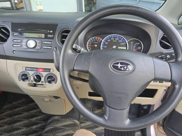 ルクラ Ｌスペシャル　キーレスエントリー　純正ＣＤオーディオ　アイドリングストップ　電動格納ミラー　ヘッドライトレベライザー　運転席・助手席エアバッグ（17枚目）