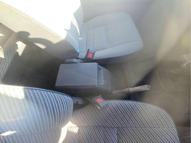 ランドクルーザー７０ ＬＸ　ナロー　４ＷＤ　５速マニュアル　純正ホワイト　パワーウィンドー　ルーフキャリア　ヨコハマジオランダーＭ／Ｔタイヤ　ＥＴＣ　タイミングベルト交換済　車検付き（32枚目）