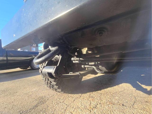 ランドクルーザー７０ ＬＸ　ナロー　４ＷＤ　５速マニュアル　純正ホワイト　パワーウィンドー　ルーフキャリア　ヨコハマジオランダーＭ／Ｔタイヤ　ＥＴＣ　タイミングベルト交換済　車検付き（44枚目）