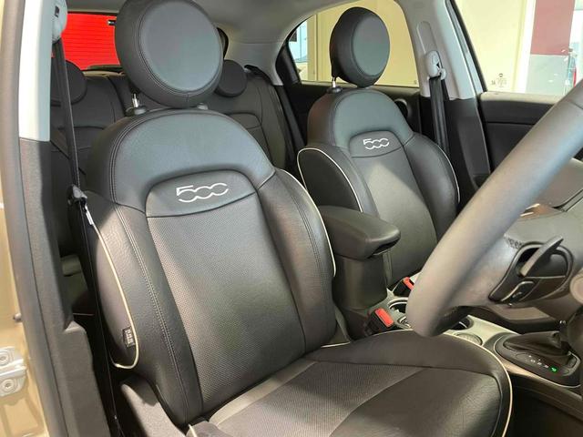 500X クロス ワンオーナー 禁煙車 ユーコネクト アンドロイドオート/アップルカープレイ ETC ブラックレザーシート パワーシート LEDデイライト 認定中古車保証(2枚目)