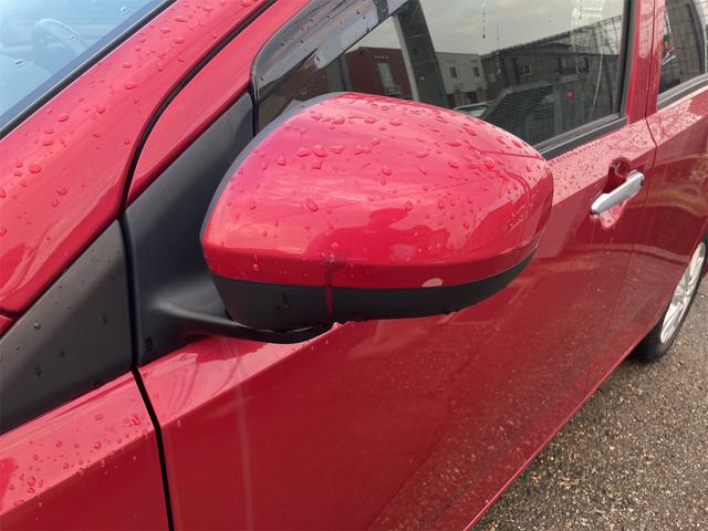 ミライース Ｇ　ＳＡＩＩＩ　スマートキー　衝突被害軽減システム　ＣＤプレイヤー　ミュージックプレイヤー接続　ＵＳＢ接続　シートヒーター　アイドリングストップ　運転席・助手席エアバッグ　ＡＢＳ　衝突安全ボディ　パワーステアリング（8枚目）