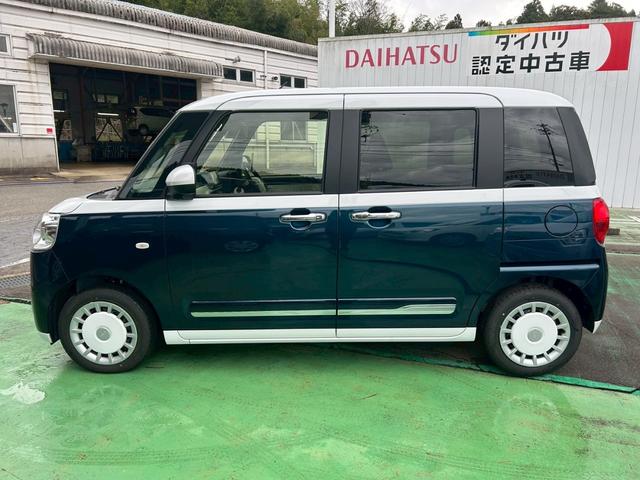 ムーヴキャンバス ストライプスＧ　次世代スマートアシスト　両側パワースライドドア　シートヒーター　オートライト　７インチナビ　前後コーナーセンサー　置き楽ＢＯＸ　ＬＥＤライト　電動パーキングブレーキ・ブレーキホールド機能（5枚目）