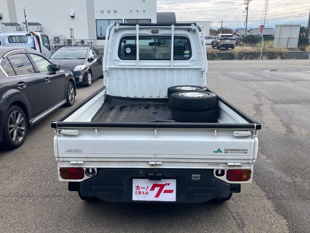 サンバートラック TC 4WD マニュアル エアコン パワステ 切り替え エアバック 三方開 プロテクターガードゴム 鳥居ガード 荷台ゴム 走行47930k台 検9/3月迄(7枚目)