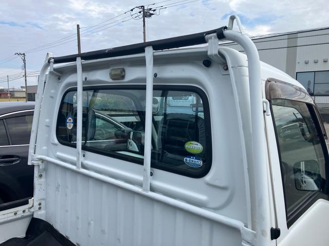 サンバートラック TC 4WD マニュアル エアコン パワステ 切り替え エアバック 三方開 プロテクターガードゴム 鳥居ガード 荷台ゴム 走行47930k台 検9/3月迄(12枚目)