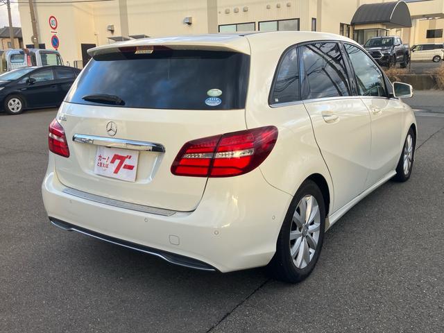 Bクラス B180 B180 セーフティ 純正ナビ 地デジ Bカメラ ETC Pシート シートヒーター ブラインドスポット サイドエアバック 盗難防止システム クルコン LEDヘッドライト コーナーソナー 後期モデル(6枚目)