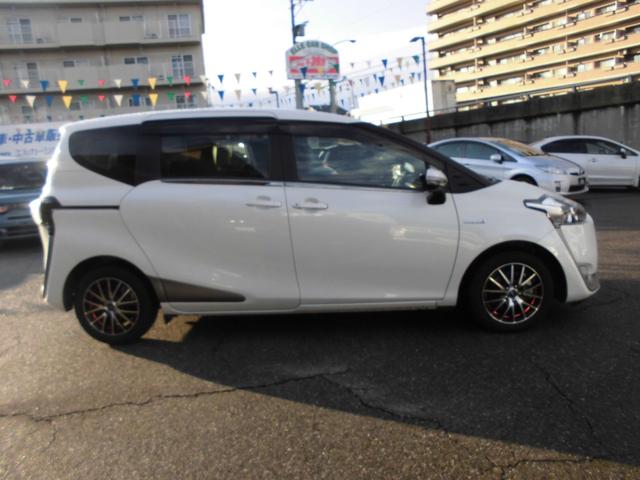 シエンタ ハイブリッドＧ　両側パワースライドドア　衝突被害軽減ブレーキ　ナビ　フルセグ　バックカメラ　ＥＴＣ　Ｂｌｕｅｔｏｏｔｈ　アルミ（5枚目）