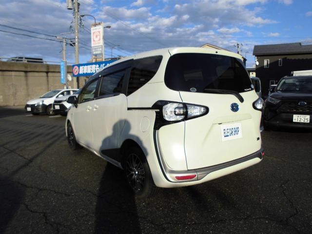 シエンタ ハイブリッドＧ　両側パワースライドドア　衝突被害軽減ブレーキ　ナビ　フルセグ　バックカメラ　ＥＴＣ　Ｂｌｕｅｔｏｏｔｈ　アルミ（8枚目）