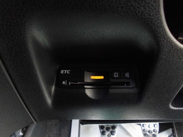 フィットハイブリッド RS 6速MT ナビ フルセグ Bluetooth キーレス アルミ ETC(19枚目)