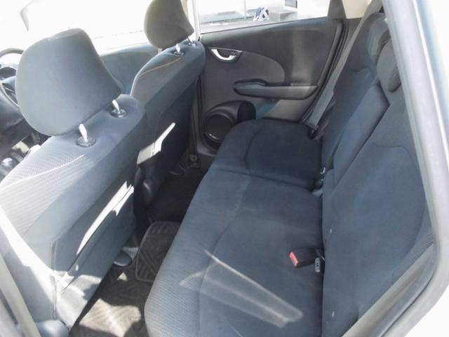 フィットハイブリッド RS 6速MT ナビ フルセグ Bluetooth キーレス アルミ ETC(23枚目)