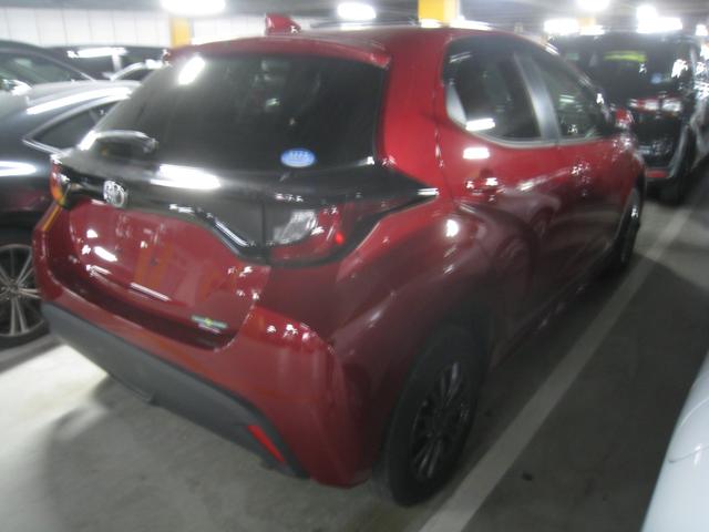 ヤリス Ｘ　４ＷＤ　セーフティセンス付（4枚目）