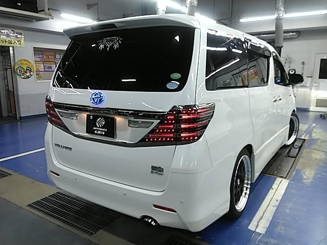 ヴェルファイア ZR ワンオーナー 両側電動スライド キーレス フルセグ ナビ&TV 20アルミホイール 乗車定員7人 エアバッグ 電動シート オートマ 助手席エアバッグ サイドエアバッグ HIDヘッドライト ETC(3枚目)