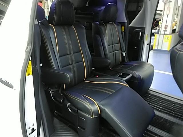 ヴェルファイア ZR ワンオーナー 両側電動スライド キーレス フルセグ ナビ&TV 20アルミホイール 乗車定員7人 エアバッグ 電動シート オートマ 助手席エアバッグ サイドエアバッグ HIDヘッドライト ETC(12枚目)