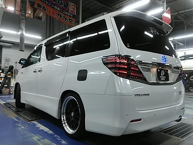 ヴェルファイア ZR ワンオーナー 両側電動スライド キーレス フルセグ ナビ&TV 20アルミホイール 乗車定員7人 エアバッグ 電動シート オートマ 助手席エアバッグ サイドエアバッグ HIDヘッドライト ETC(18枚目)