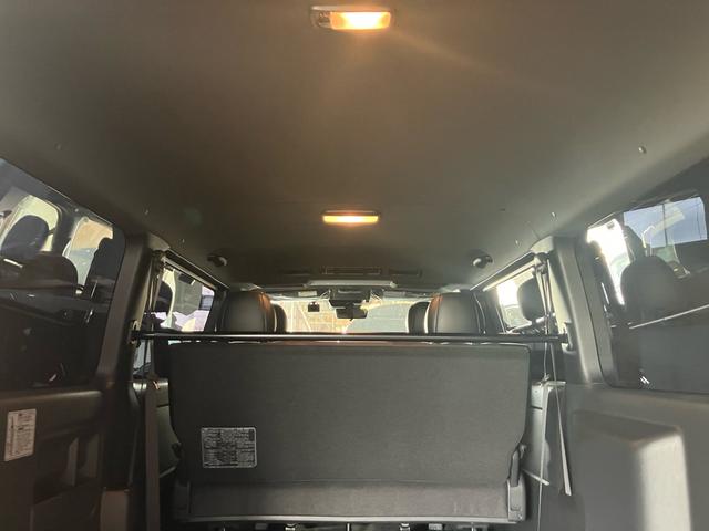 ハイエースバン ロングスーパーGL ダークプライムS 4WD 純正メモリーナビ フルセグTV 全方位カメラ Bluetooth ETC ドライブレコーダー 両側パワースライドドア スマートキー プッシュスタート 3眼LEDライト デジタルインナーミラー(7枚目)