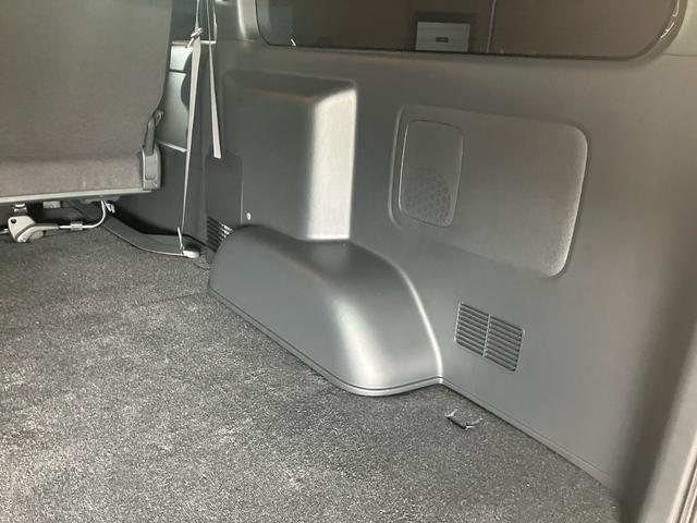 ハイエースバン ロングスーパーGL ダークプライムS 4WD 純正メモリーナビ フルセグTV 全方位カメラ Bluetooth ETC ドライブレコーダー 両側パワースライドドア スマートキー プッシュスタート 3眼LEDライト デジタルインナーミラー(9枚目)