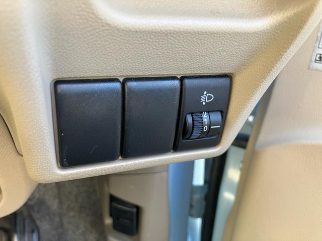 アルト Ｆ　キーレスエントリー　純正ＣＤオーディオ　ヘッドライトレベライザー　運転席・助手席エアバッグ（16枚目）