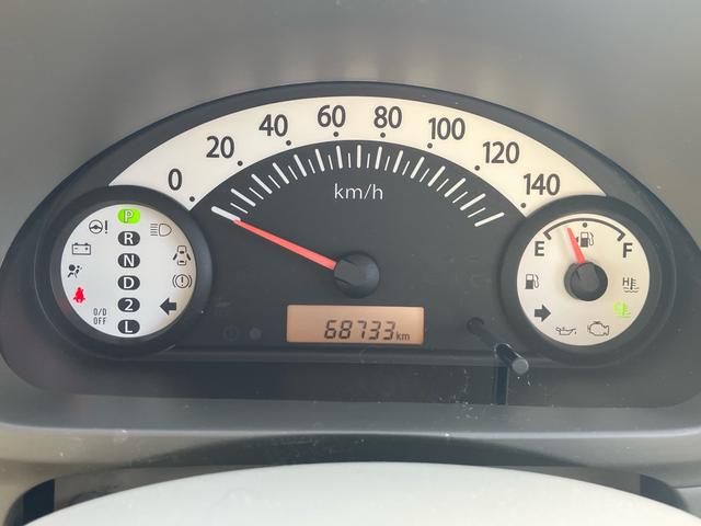 アルト Ｆ　キーレスエントリー　純正ＣＤオーディオ　ヘッドライトレベライザー　運転席・助手席エアバッグ（19枚目）