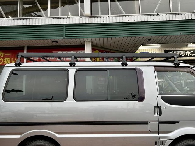 ボンゴバン ＧＬ　鑑定済　当社オリジナルスタイル（クルール）マット黒塗装パーツ　貨物ホビータイヤｘグロス黒塗装純正鉄チン＆ルーフキャリア　４ＷＤ　ロールーフ　５人乗　１ｔ積　タイミングチェーン　フルセグナビ　キーレス（21枚目）